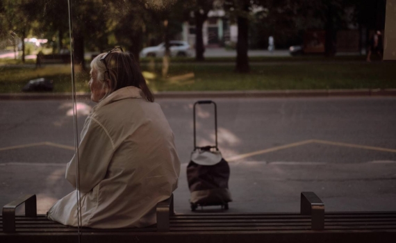 Пожилая женщина из Черняховска стала жертвой телефонных мошенников и потеряла квартиру и деньги Пожилая женщина из Черняховска стала жертвой телефонных мошенников и потеряла квартиру и деньги