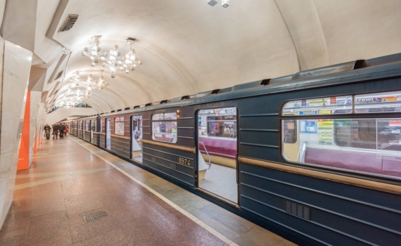 Перепад в подземке: странный хлопок напугал пассажиров метро
